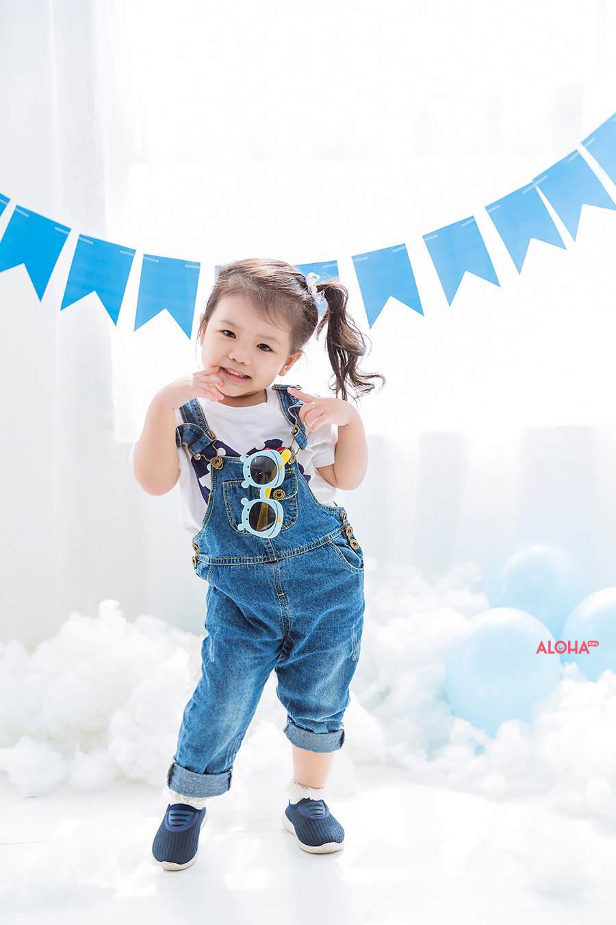 album ảnh bé tường vy